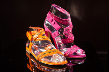 Presentazione S/S 2015 - Brian Atwood 109