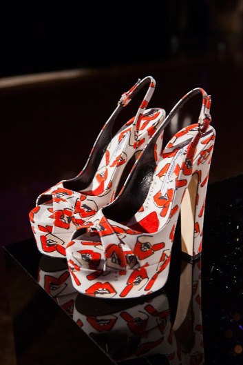 Presentazione S/S 2015 - Brian Atwood 113