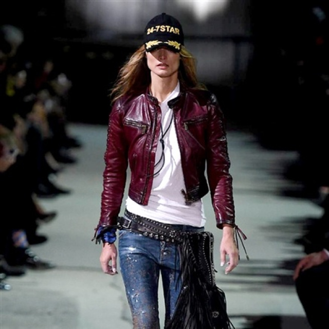 DSQUARED2