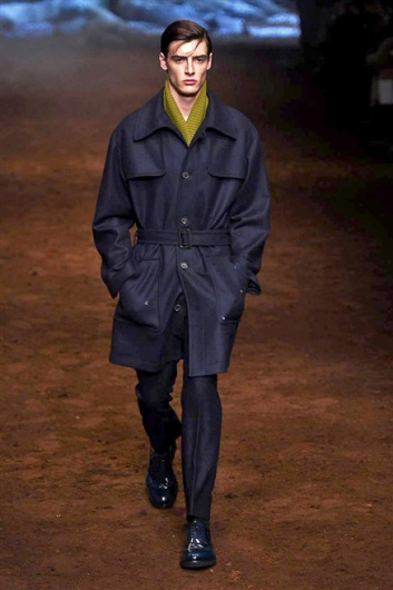 Fotoservizio/FW 2015-2016/MEN/CORNELIANI/DP1/0