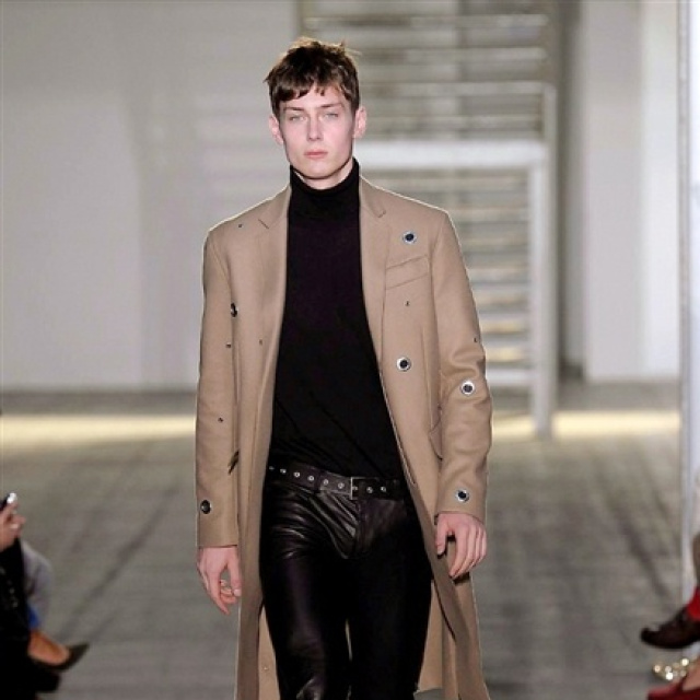 COSTUME NATIONAL HOMME
