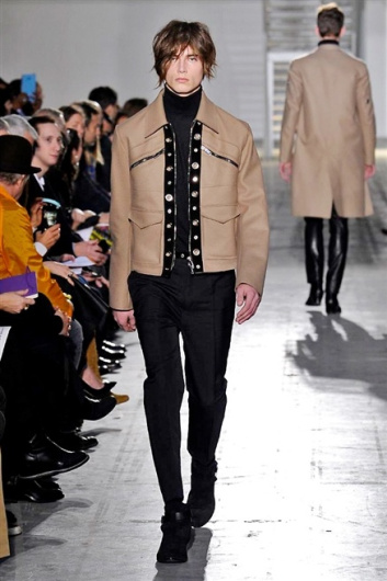Fotoservizio/FW 2015-2016/MEN/COSTUME NATIONAL HOMME/DP1/1