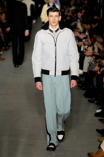 Fotoservizio/FW 2015-2016/MEN/ANDREA POMPILIO/DP1/9