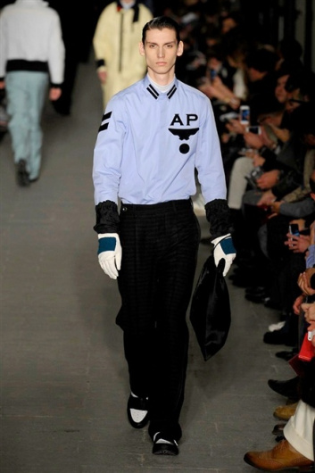 Fotoservizio/FW 2015-2016/MEN/ANDREA POMPILIO/DP1/11