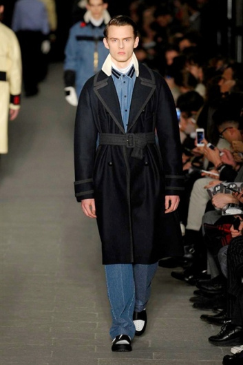 Fotoservizio/FW 2015-2016/MEN/ANDREA POMPILIO/DP1/14