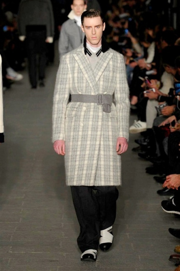 Fotoservizio/FW 2015-2016/MEN/ANDREA POMPILIO/DP1/19