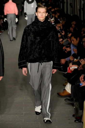 Fotoservizio/FW 2015-2016/MEN/ANDREA POMPILIO/DP1/24