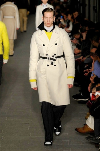 Fotoservizio/FW 2015-2016/MEN/ANDREA POMPILIO/DP1/36