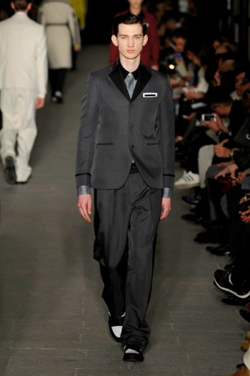 Fotoservizio/FW 2015-2016/MEN/ANDREA POMPILIO/DP1/39