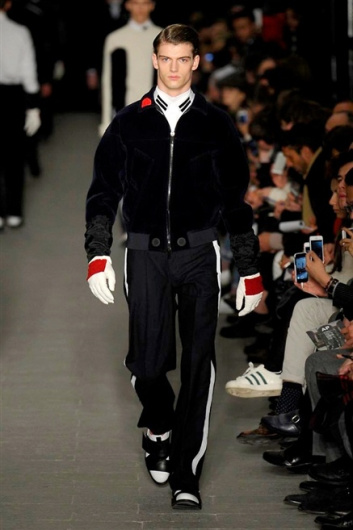 Fotoservizio/FW 2015-2016/MEN/ANDREA POMPILIO/DP1/5