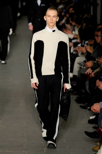 Fotoservizio/FW 2015-2016/MEN/ANDREA POMPILIO/DP1/6