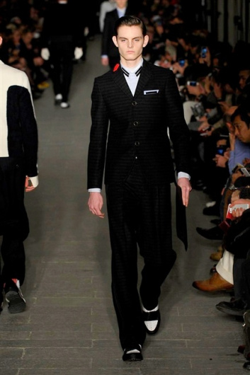 Fotoservizio/FW 2015-2016/MEN/ANDREA POMPILIO/DP1/7