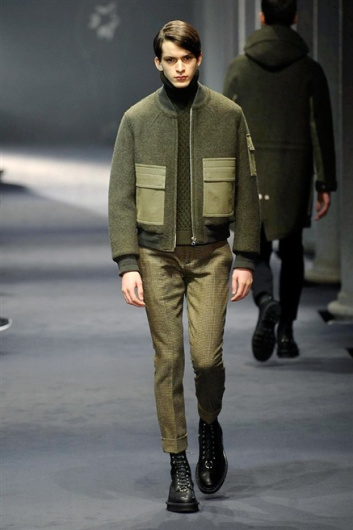 Fotoservizio/FW 2015-2016/MEN/NEIL BARRETT/DP1/3