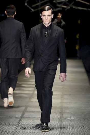 Fotoservizio/FW 2015-2016/MEN/VERSACE/DP1/8