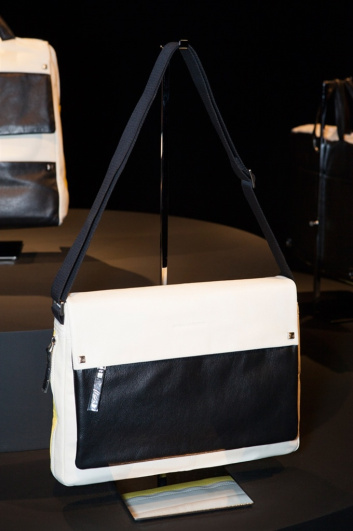 Fotoservizio/FW 2015-2016/MEN/PIQUADRO/DP2/10