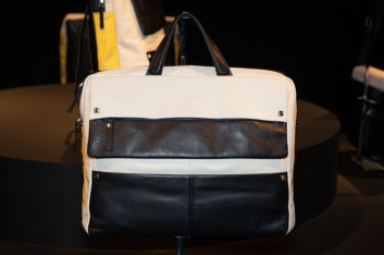 Fotoservizio/FW 2015-2016/MEN/PIQUADRO/DP2/11