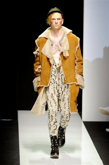Fotoservizio/FW 2015-2016/MEN/VIVIENNE WESTWOOD/DP1/24