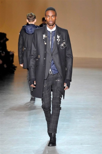 Fotoservizio/FW 2015-2016/MEN/DIESEL BLACK GOLD/DP1/15