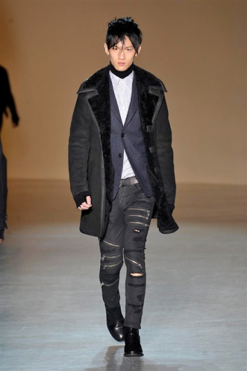 Fotoservizio/FW 2015-2016/MEN/DIESEL BLACK GOLD/DP1/16