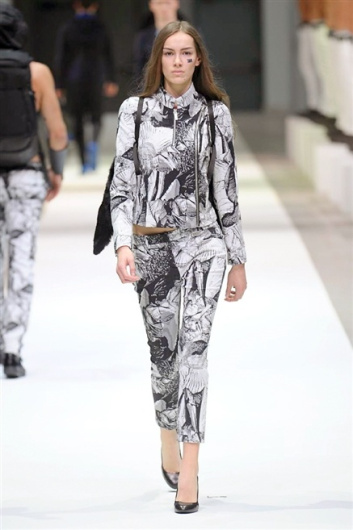 Fotoservizio/FW 2015-2016/MEN/DIRK BIKKEMBERGS/DP1/13