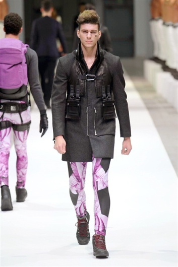 Fotoservizio/FW 2015-2016/MEN/DIRK BIKKEMBERGS/DP1/16