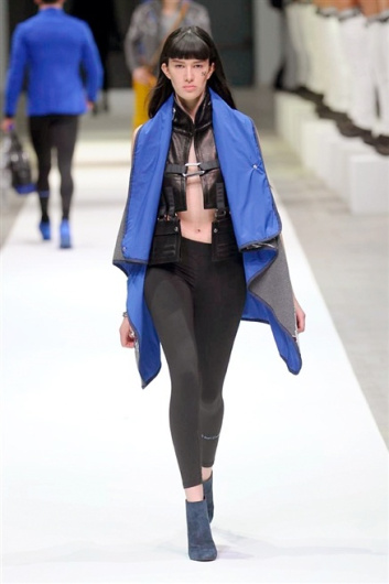 Fotoservizio/FW 2015-2016/MEN/DIRK BIKKEMBERGS/DP1/25