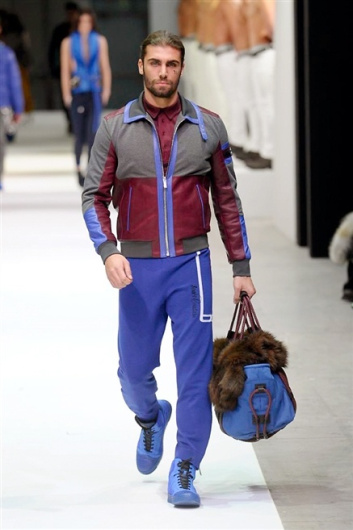 Fotoservizio/FW 2015-2016/MEN/DIRK BIKKEMBERGS/DP1/29