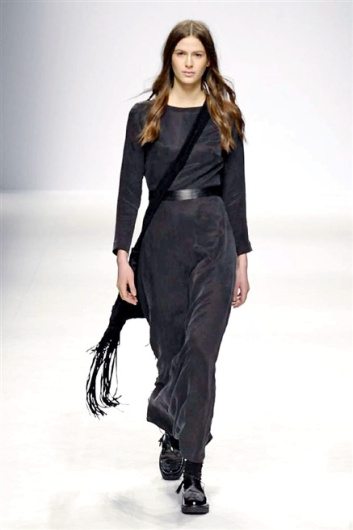 Fotoservizio/FW 2015-2016/WOMEN/SIMONETTA RAVIZZA/DP1/1