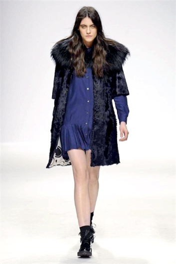 Fotoservizio/FW 2015-2016/WOMEN/SIMONETTA RAVIZZA/DP1/2