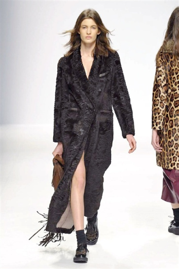 Fotoservizio/FW 2015-2016/WOMEN/SIMONETTA RAVIZZA/DP1/10