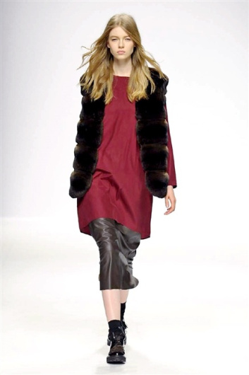 Fotoservizio/FW 2015-2016/WOMEN/SIMONETTA RAVIZZA/DP1/15