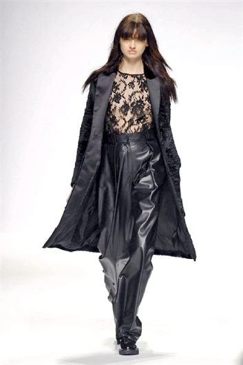 Fotoservizio/FW 2015-2016/WOMEN/SIMONETTA RAVIZZA/DP1/18