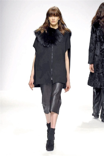 Fotoservizio/FW 2015-2016/WOMEN/SIMONETTA RAVIZZA/DP1/19