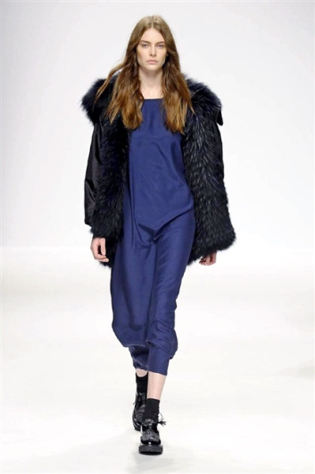 Fotoservizio/FW 2015-2016/WOMEN/SIMONETTA RAVIZZA/DP1/20