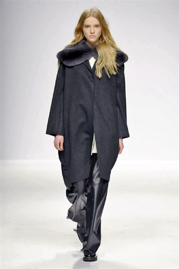 Fotoservizio/FW 2015-2016/WOMEN/SIMONETTA RAVIZZA/DP1/22