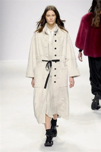 Fotoservizio/FW 2015-2016/WOMEN/SIMONETTA RAVIZZA/DP1/32