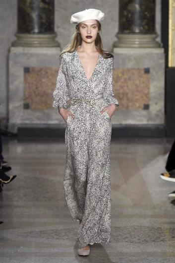 Fotoservizio/FW 2015-2016/WOMEN/LUISA BECCARIA/DP1/3