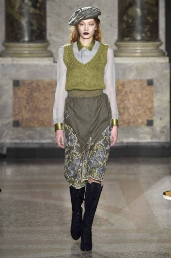 Fotoservizio/FW 2015-2016/WOMEN/LUISA BECCARIA/DP1/16