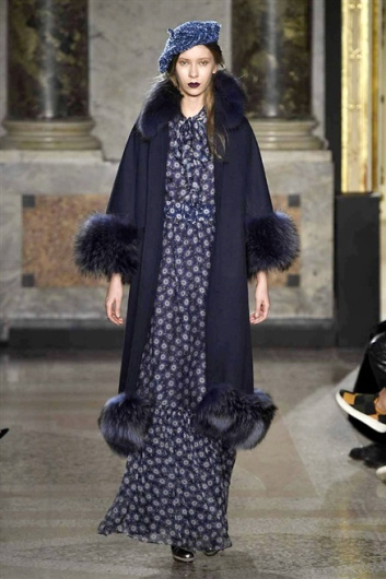 Fotoservizio/FW 2015-2016/WOMEN/LUISA BECCARIA/DP1/30