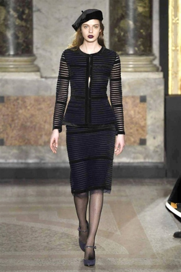 Fotoservizio/FW 2015-2016/WOMEN/LUISA BECCARIA/DP1/31
