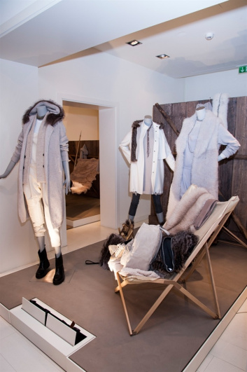 Fotoservizio/FW 2015-2016/WOMEN/BRUNELLO CUCINELLI/DP2/96