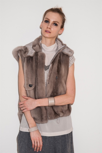Fotoservizio/FW 2015-2016/WOMEN/BRUNELLO CUCINELLI/DP2/12