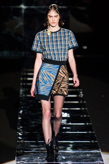 Fotoservizio/FW 2015-2016/WOMEN/FAUSTO PUGLISI/DP1/31