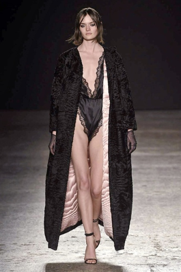 Fotoservizio/FW 2015-2016/WOMEN/FRANCESCO SCOGNAMIGLIO/DP1/12