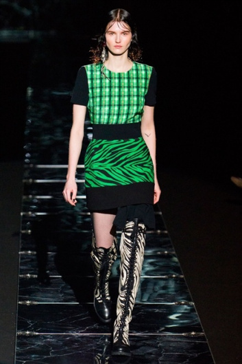 Fotoservizio/FW 2015-2016/WOMEN/FAUSTO PUGLISI/DP1/5