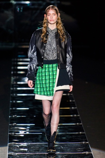 Fotoservizio/FW 2015-2016/WOMEN/FAUSTO PUGLISI/DP1/6