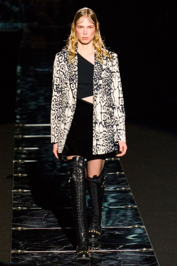 Fotoservizio/FW 2015-2016/WOMEN/FAUSTO PUGLISI/DP1/9