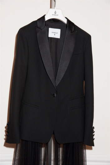 Fotoservizio/FW 2015-2016/WOMEN/DONDUP/DP2/1