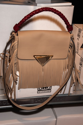 Fotoservizio/FW 2015-2016/WOMEN/SARA BATTAGLIA/DP2/26