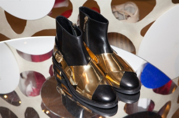 Fotoservizio/FW 2015-2016/WOMEN/COLIAC BY MARTINA GRASSELLI/DP2/10
